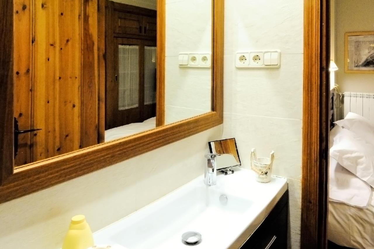 Chardin D'Alto-Apartamentos Chardins เบนาสเก ภายนอก รูปภาพ